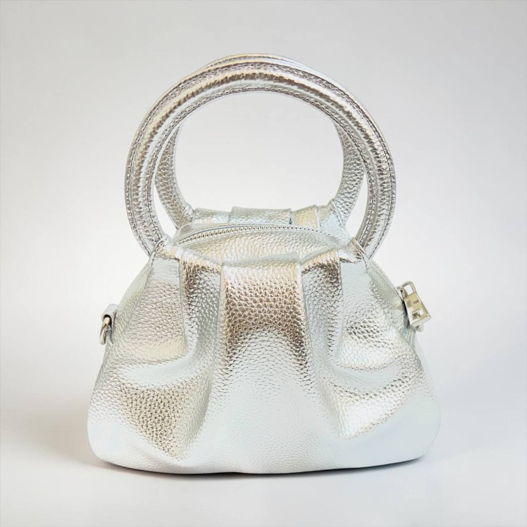 Glow bag in silver